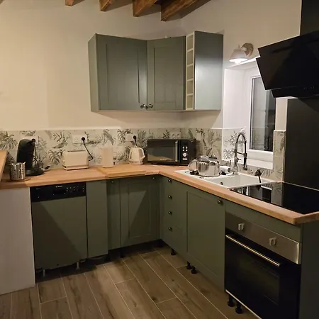 Holiday home Cocon Paisible Proche De La - Jardin & Parking Reville