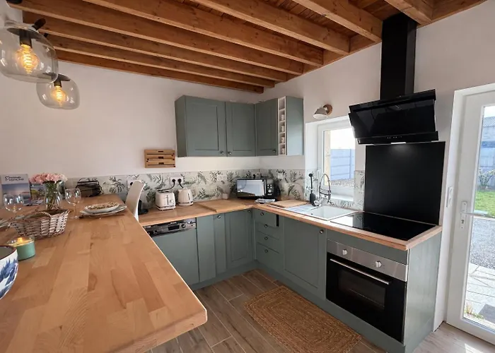 بيت للعطل Cocon Paisible Proche De La - Jardin & Parking Réville