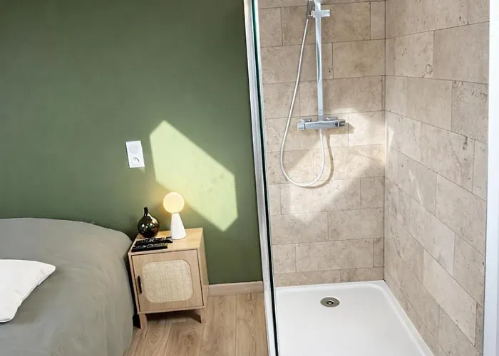 Cocon Paisible Proche De La - Jardin & Parking بيت للعطل